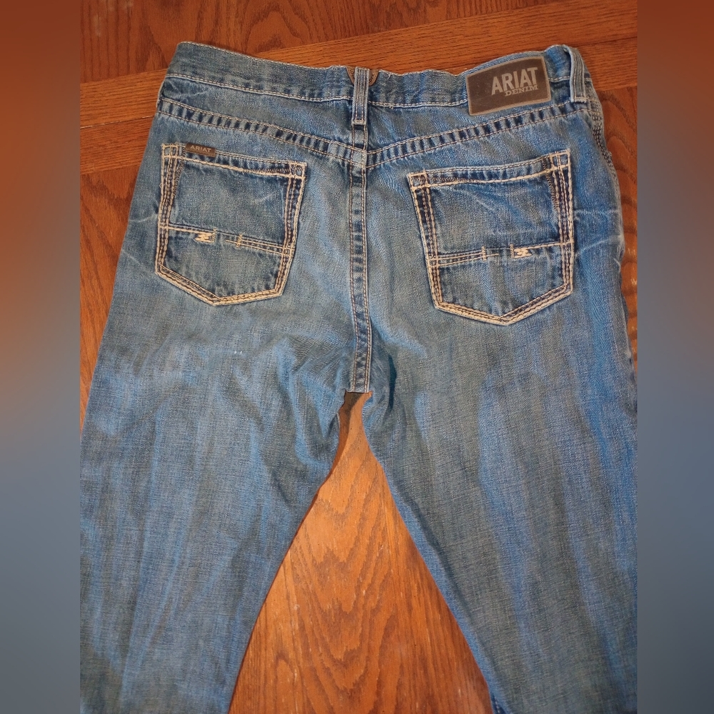 Jeans - Picture 8 of 8